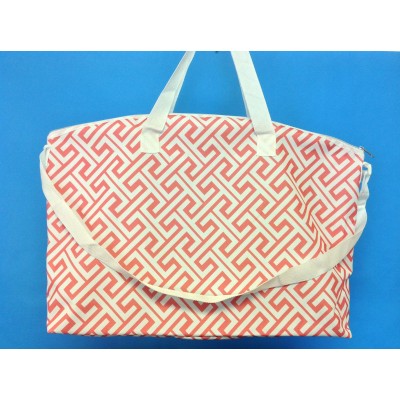 32590-CORAL/WHITE GREEK KEY DESIGN TRAVEL,BEACH OR SHOPPING TOTE